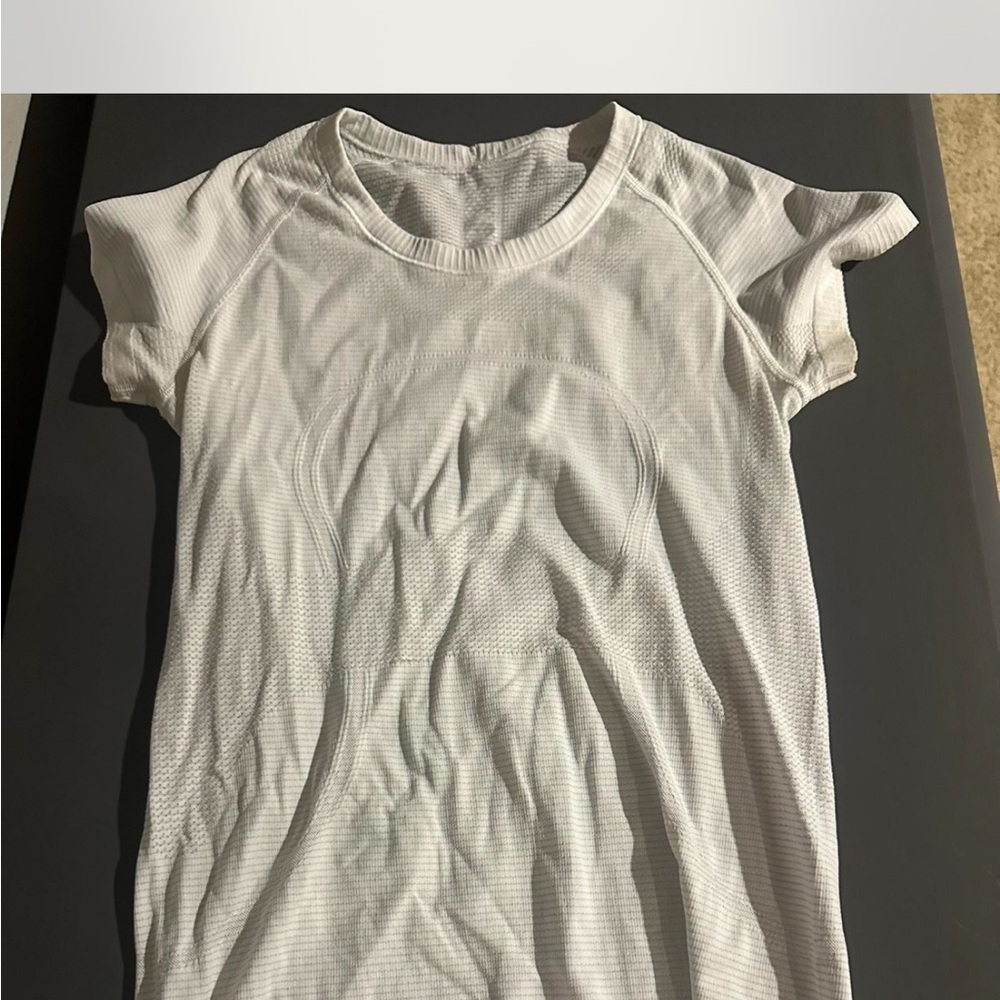 lululemon athletica White Short Sleeve Tee